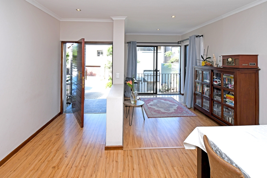 3 Bedroom Property for Sale in Broadacres Gauteng