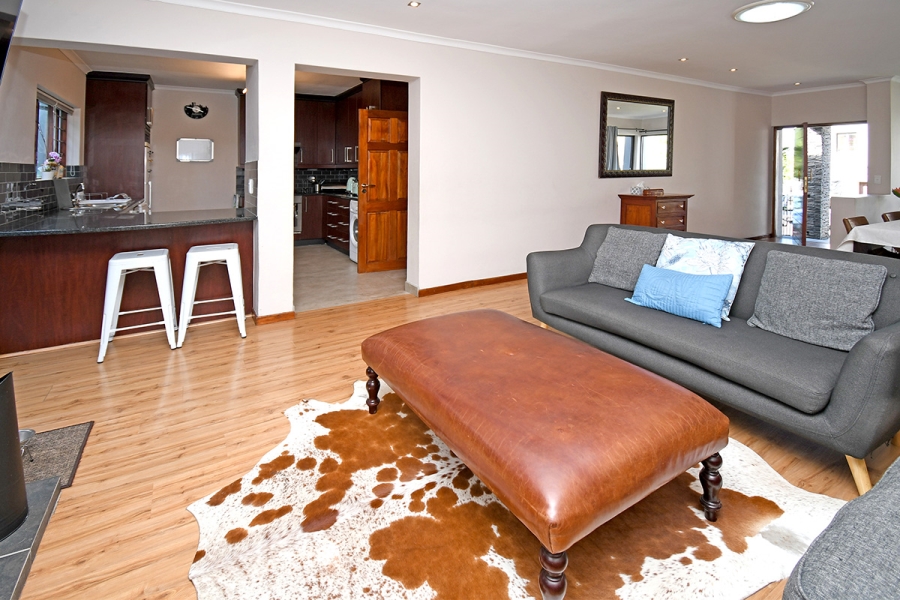 3 Bedroom Property for Sale in Broadacres Gauteng