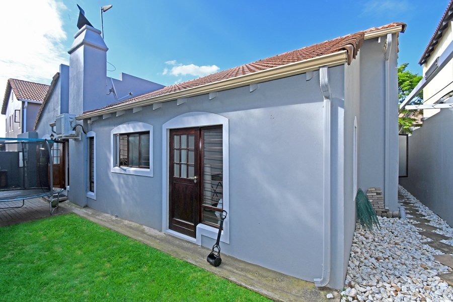 3 Bedroom Property for Sale in Broadacres Gauteng