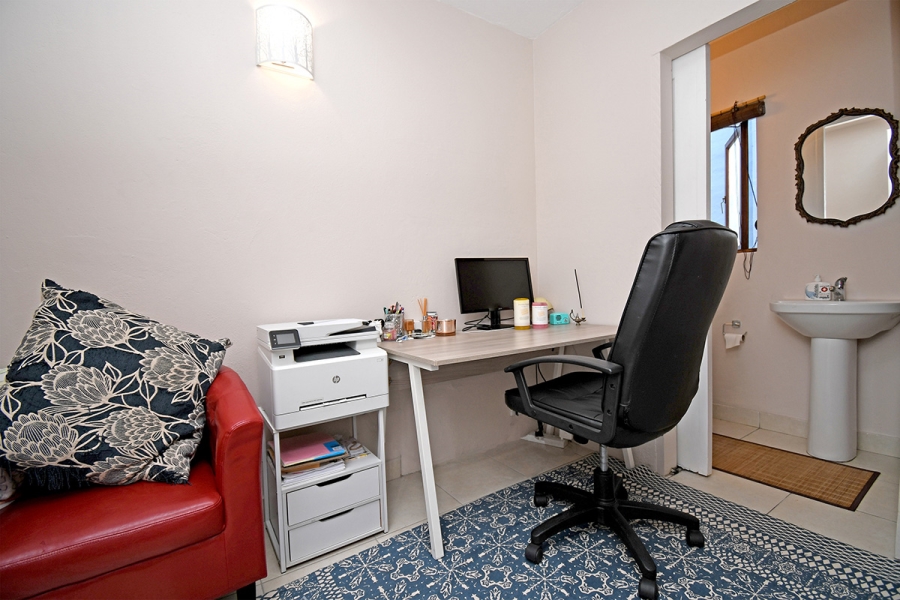 3 Bedroom Property for Sale in Broadacres Gauteng