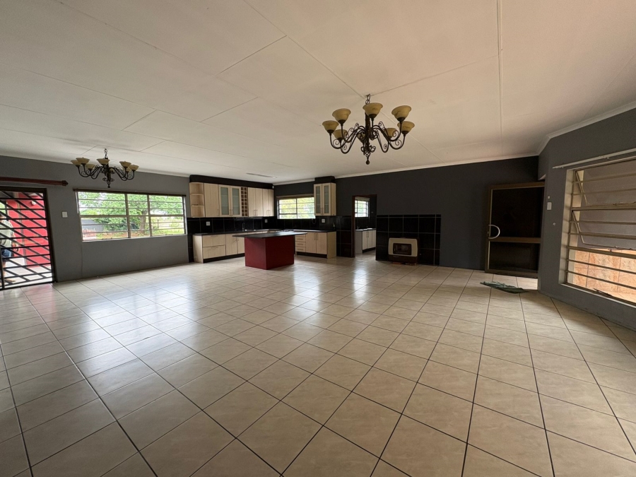 To Let 3 Bedroom Property for Rent in Mantevrede Gauteng