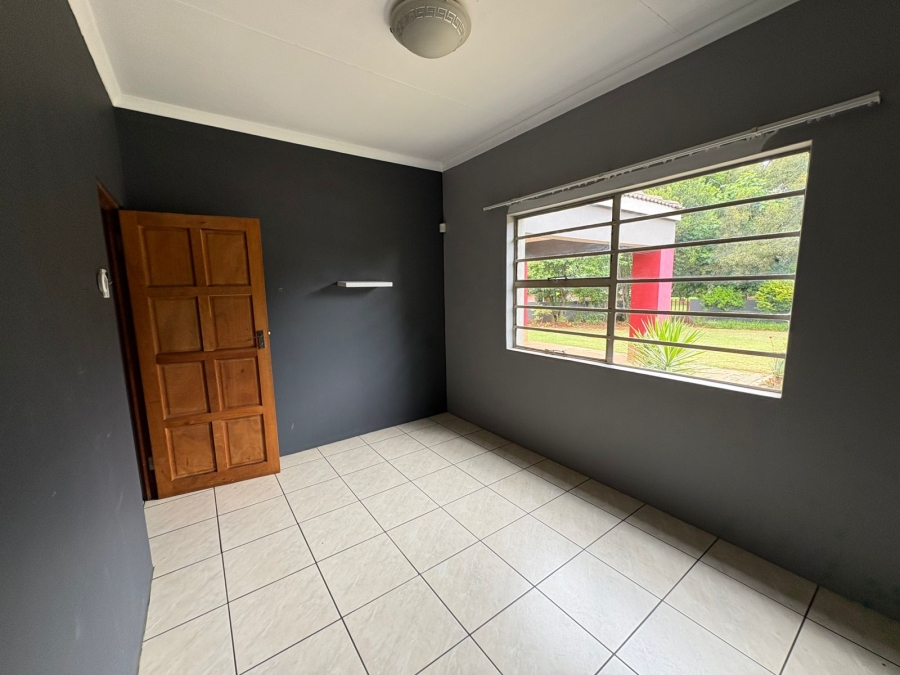 To Let 3 Bedroom Property for Rent in Mantevrede Gauteng