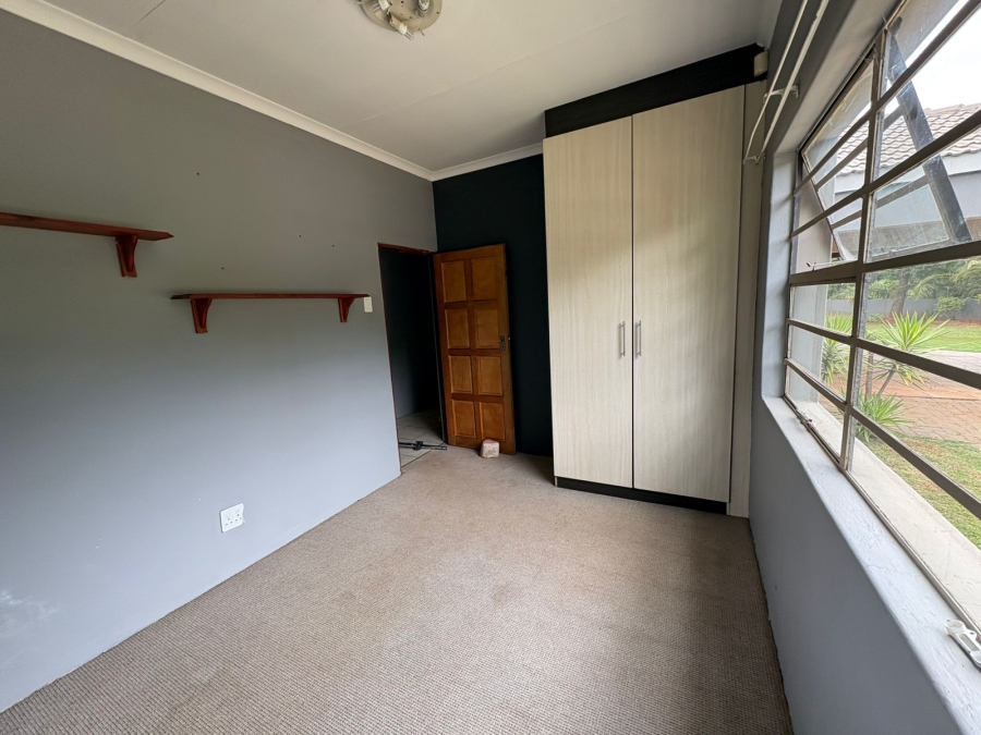 To Let 3 Bedroom Property for Rent in Mantevrede Gauteng