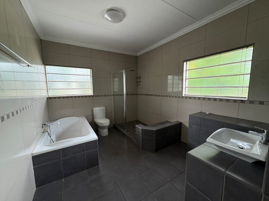 To Let 3 Bedroom Property for Rent in Mantevrede Gauteng