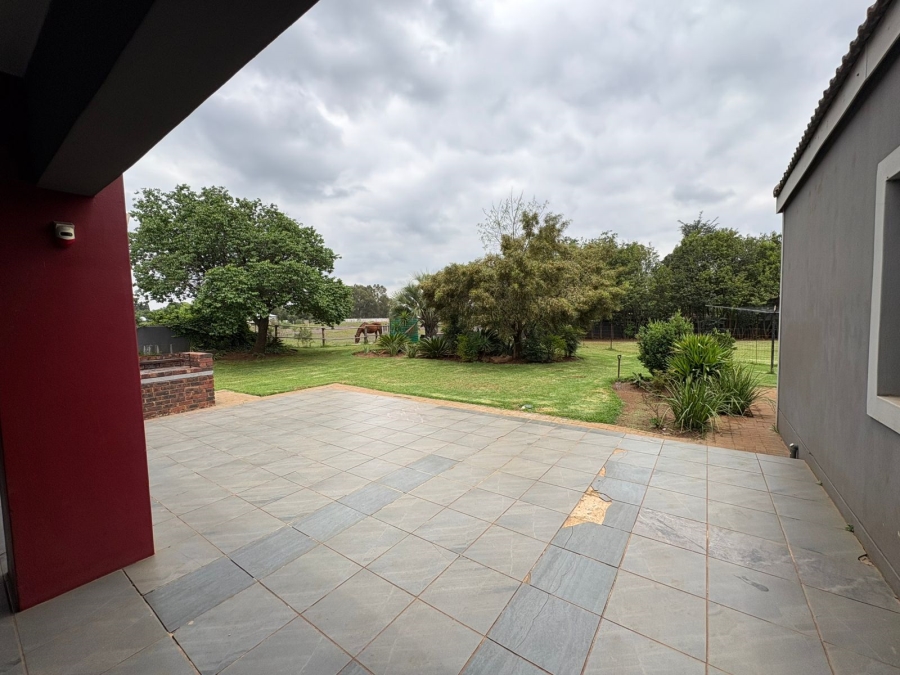 To Let 3 Bedroom Property for Rent in Mantevrede Gauteng