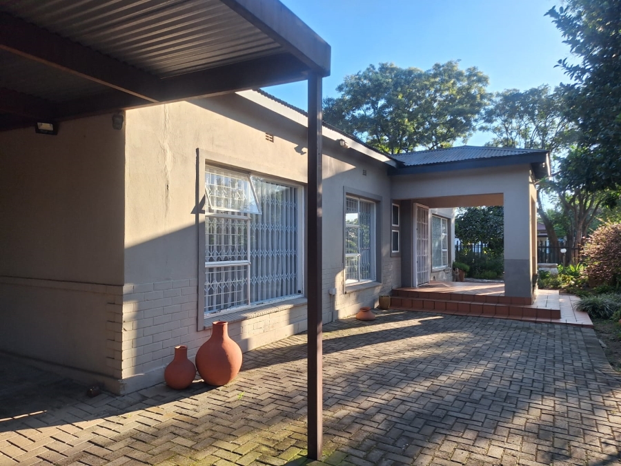 3 Bedroom Property for Sale in Rensburg Gauteng