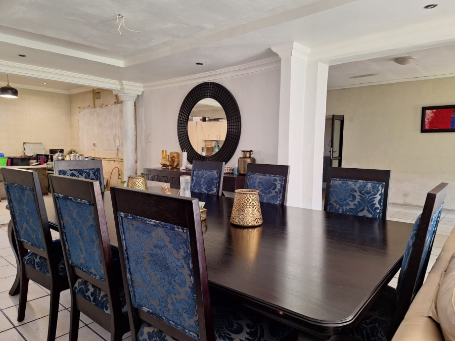 3 Bedroom Property for Sale in Strubenvale Gauteng