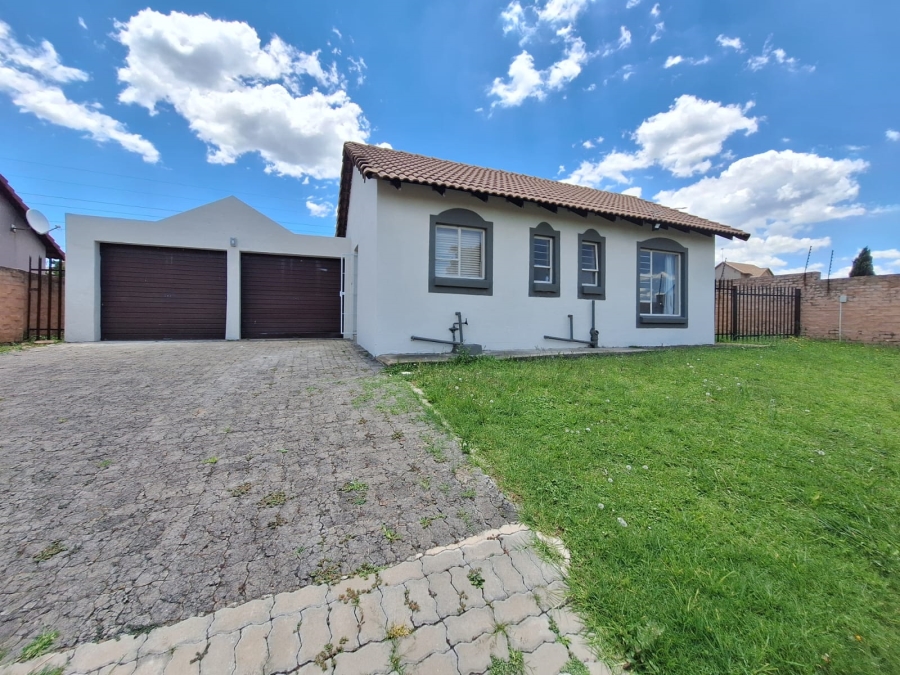 2 Bedroom Property for Sale in Bergsig Gauteng