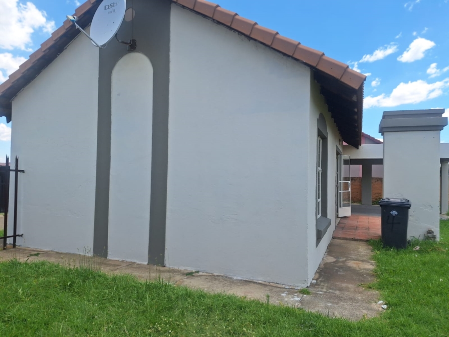 2 Bedroom Property for Sale in Bergsig Gauteng