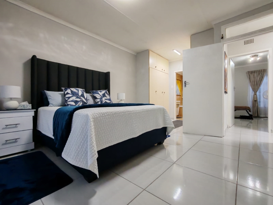 3 Bedroom Property for Sale in Three Rivers Proper Gauteng