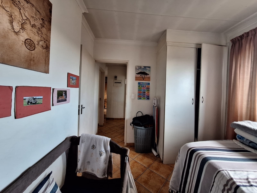 2 Bedroom Property for Sale in Rensburg Gauteng