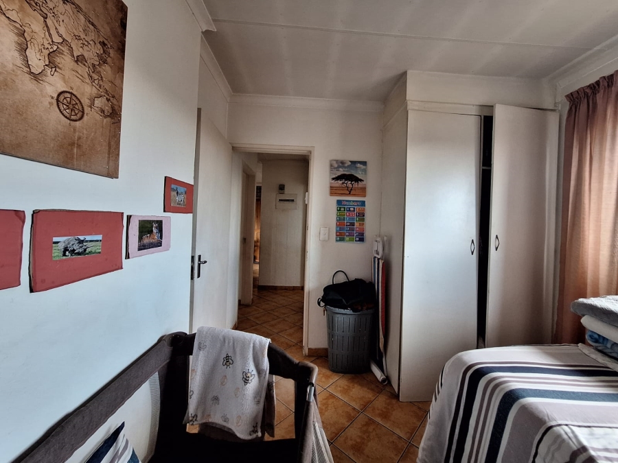 2 Bedroom Property for Sale in Rensburg Gauteng