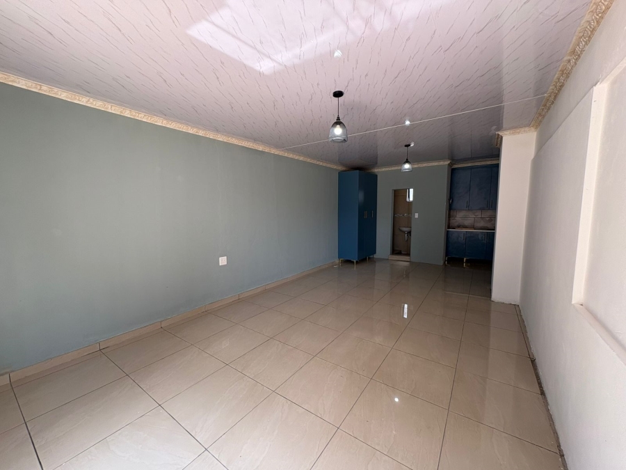 1 Bedroom Property for Sale in Vanderbijlpark CE 2 Gauteng