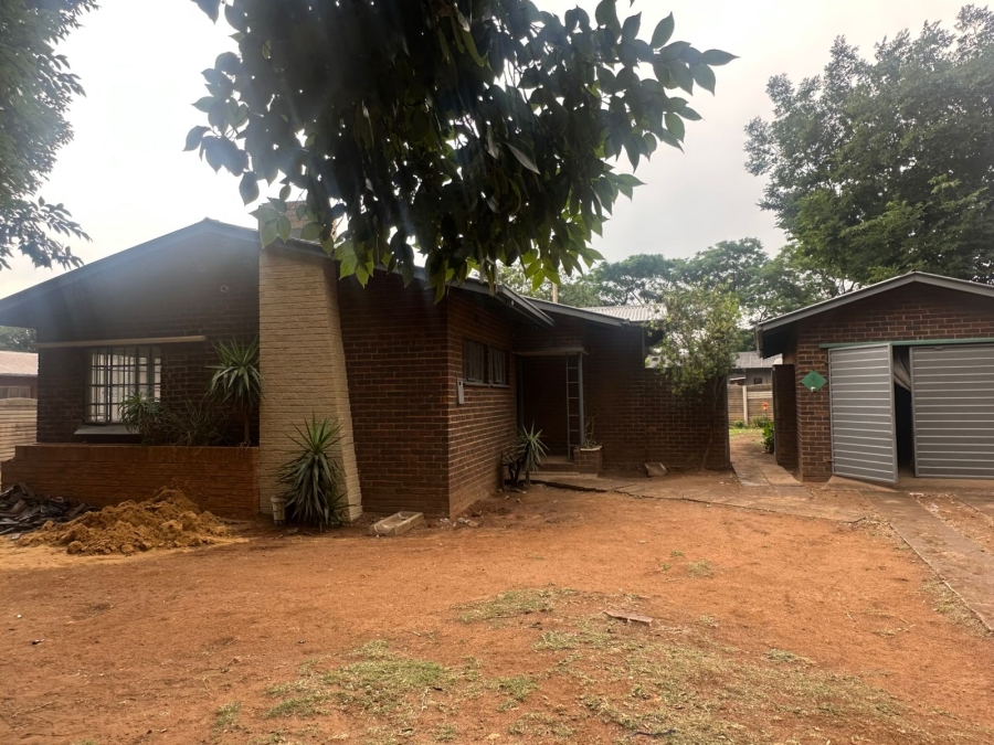 3 Bedroom Property for Sale in Vanderbijlpark CW 5 Gauteng