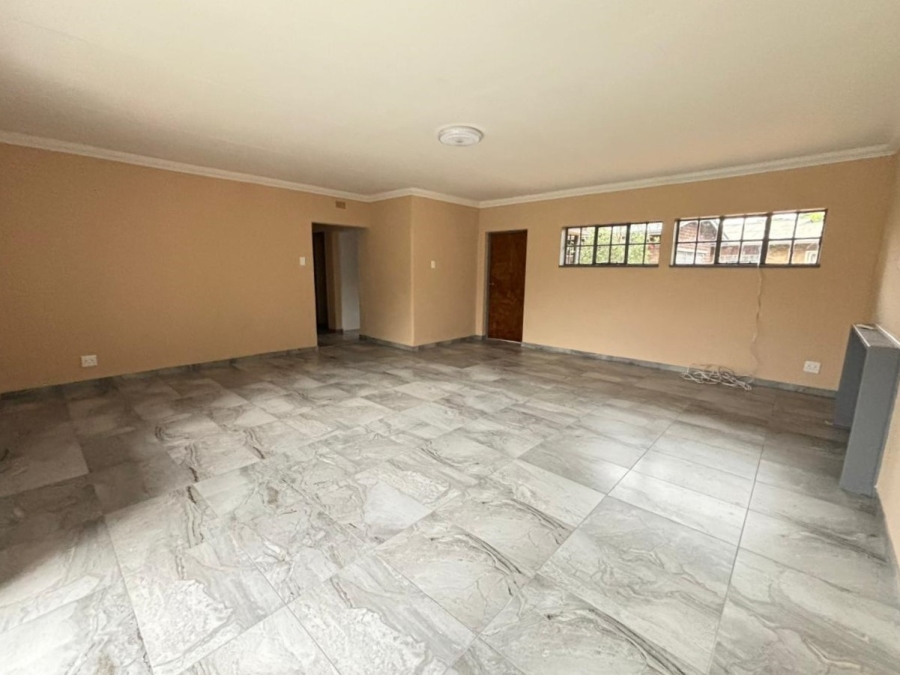 3 Bedroom Property for Sale in Vanderbijlpark CW 5 Gauteng