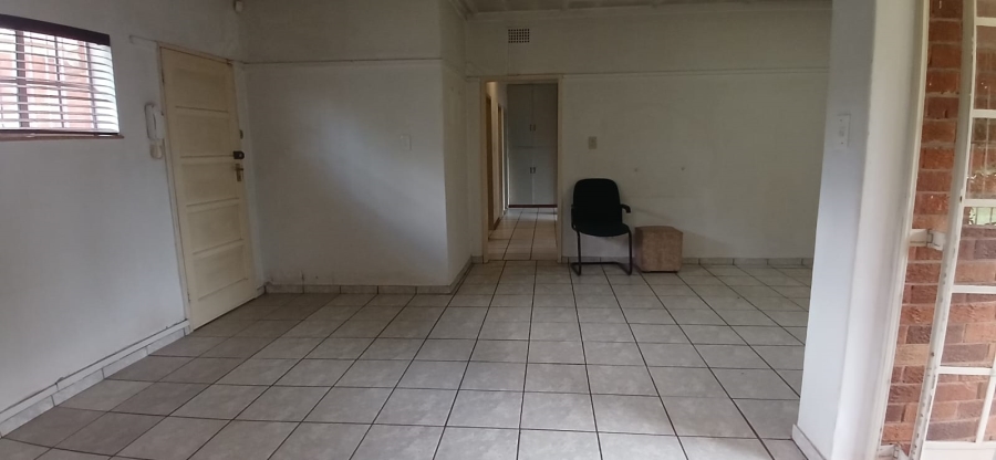 To Let 3 Bedroom Property for Rent in Duncanville Gauteng