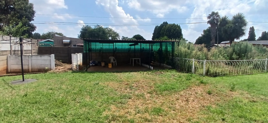 To Let 3 Bedroom Property for Rent in Duncanville Gauteng