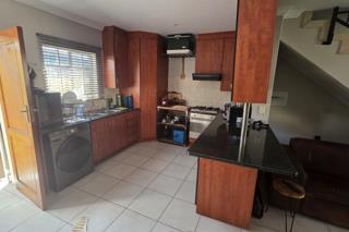 2 Bedroom Property for Sale in Annlin Gauteng