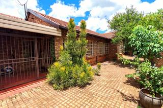 3 Bedroom Property for Sale in Sinoville Gauteng