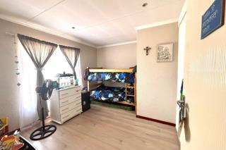 2 Bedroom Property for Sale in Annlin Gauteng