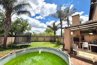 2 Bedroom Property for Sale in Annlin Gauteng