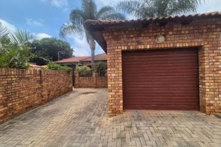 2 Bedroom Property for Sale in Theresa Park Gauteng