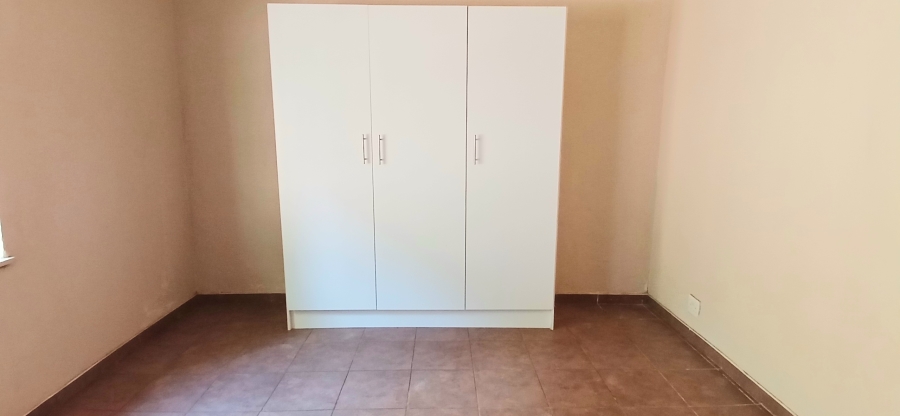 To Let 2 Bedroom Property for Rent in Highbury Gauteng