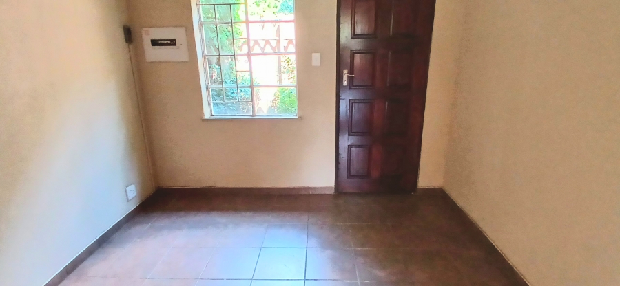 To Let 2 Bedroom Property for Rent in Highbury Gauteng