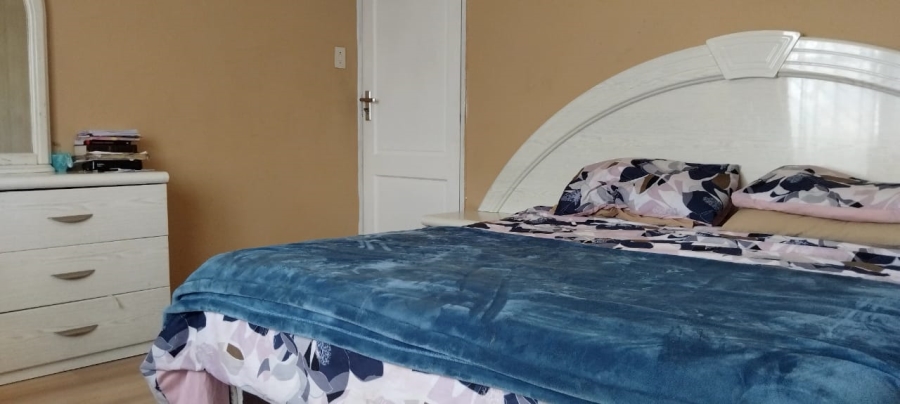 4 Bedroom Property for Sale in Lewisham Gauteng