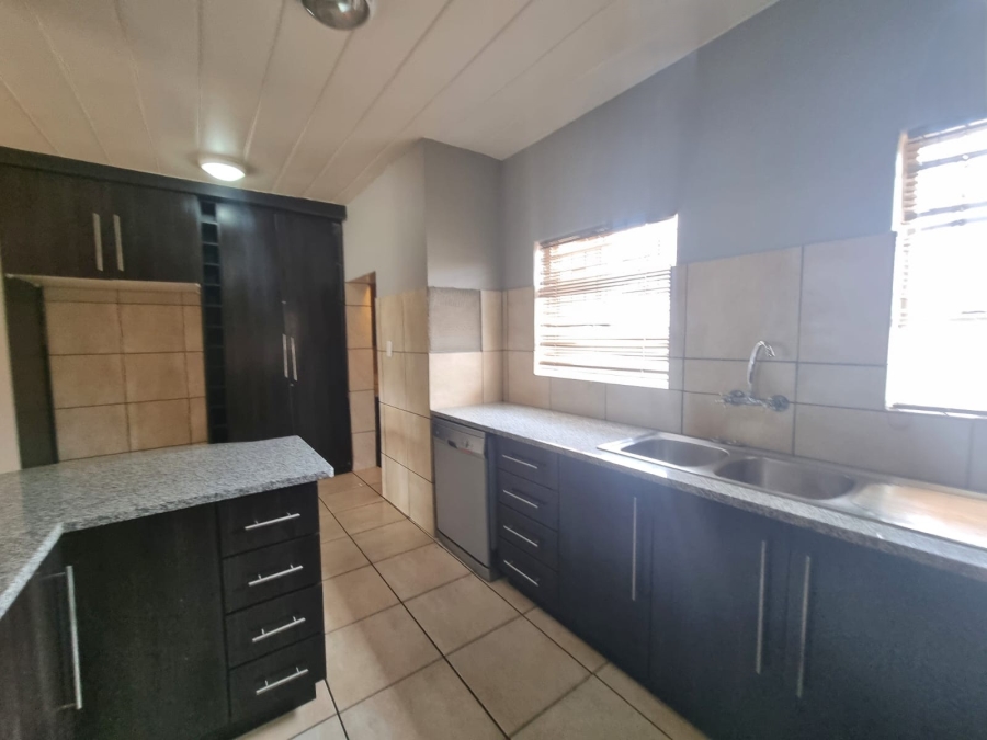 3 Bedroom Property for Sale in Arcon Park Gauteng