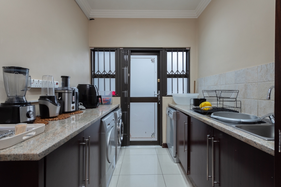 4 Bedroom Property for Sale in Aspen Hills Gauteng