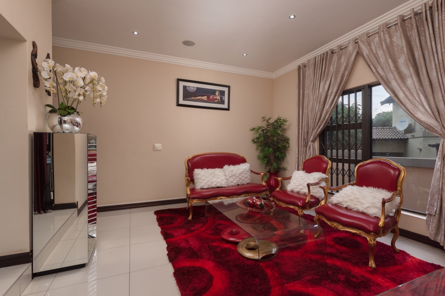 4 Bedroom Property for Sale in Aspen Hills Gauteng