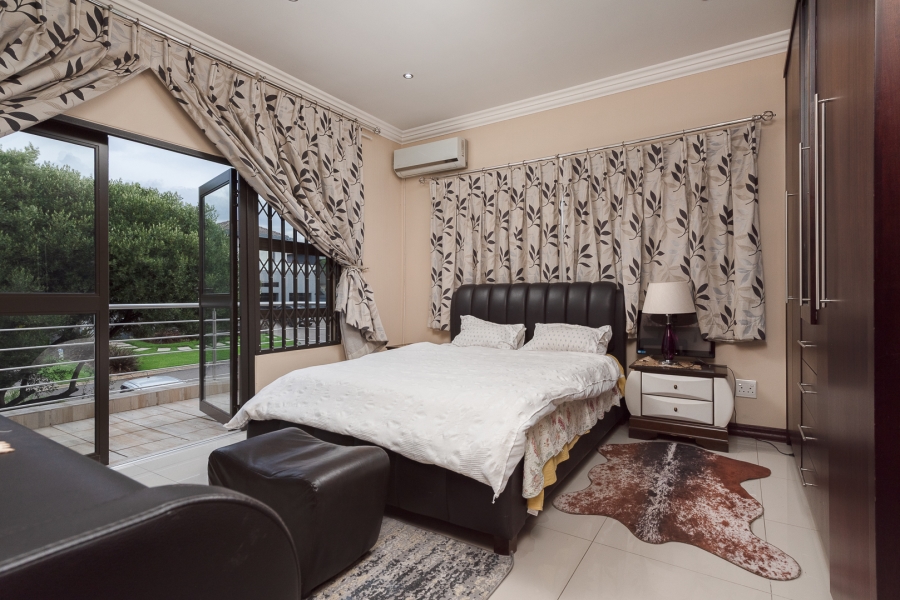 4 Bedroom Property for Sale in Aspen Hills Gauteng