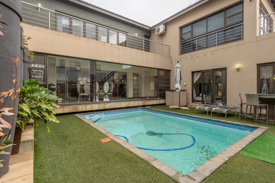 4 Bedroom Property for Sale in Aspen Hills Gauteng