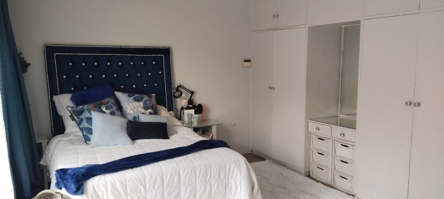 3 Bedroom Property for Sale in Three Rivers Proper Gauteng