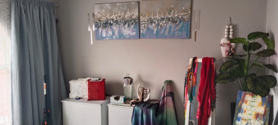 3 Bedroom Property for Sale in Three Rivers Proper Gauteng