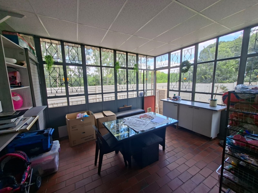 4 Bedroom Property for Sale in Three Rivers Proper Gauteng