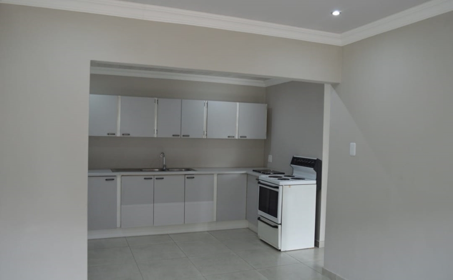 4 Bedroom Property for Sale in Three Rivers Proper Gauteng