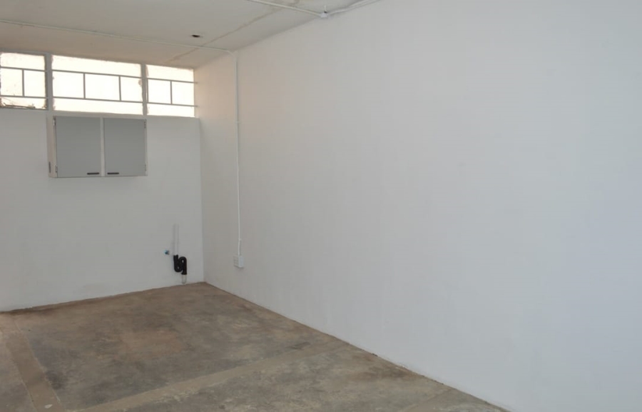 4 Bedroom Property for Sale in Three Rivers Proper Gauteng