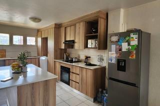 2 Bedroom Property for Sale in Pretoria North Gauteng