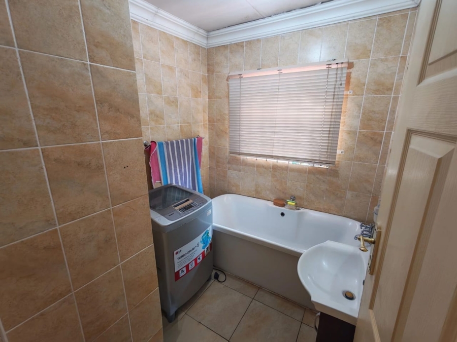 3 Bedroom Property for Sale in Sinoville Gauteng