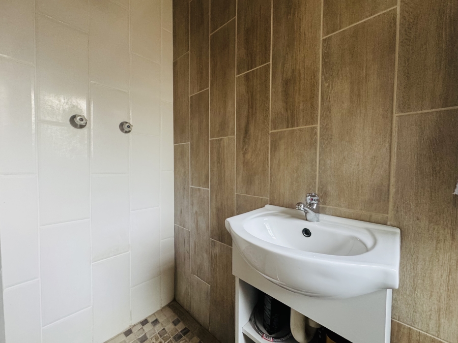 3 Bedroom Property for Sale in Sinoville Gauteng