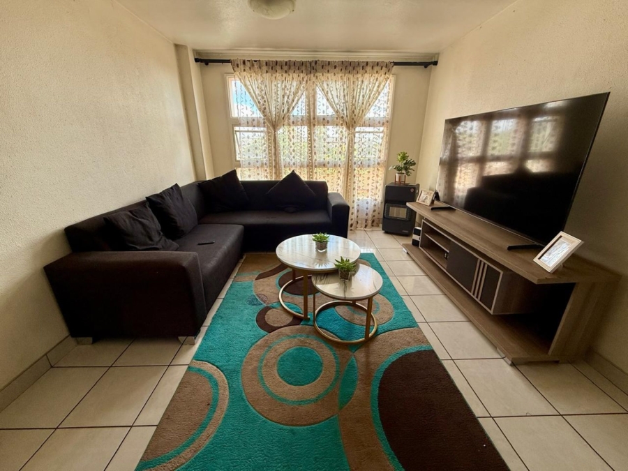 2 Bedroom Property for Sale in Pretoria North Gauteng