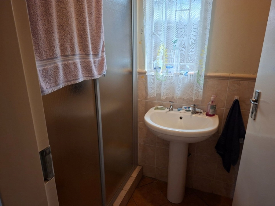 2 Bedroom Property for Sale in Clarina Gauteng