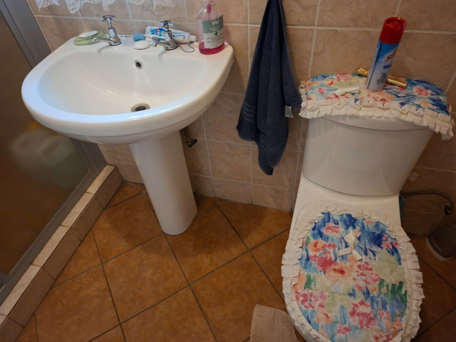 2 Bedroom Property for Sale in Clarina Gauteng