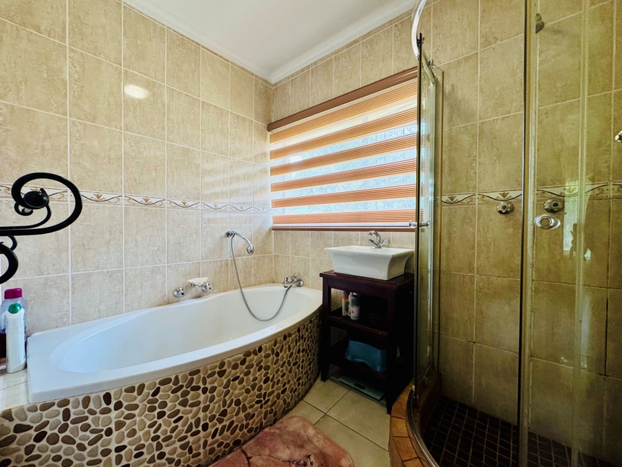 3 Bedroom Property for Sale in Wonderboom Gauteng