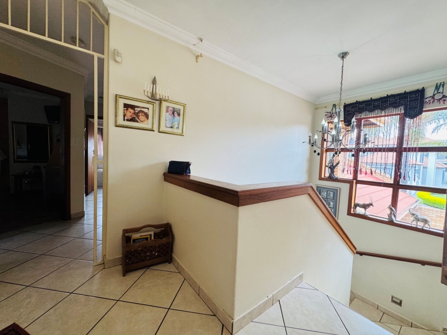 4 Bedroom Property for Sale in Rose Acres Estate Gauteng