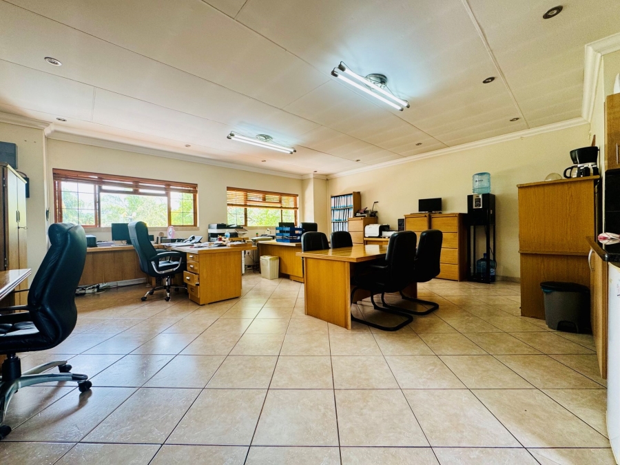 4 Bedroom Property for Sale in Rose Acres Estate Gauteng