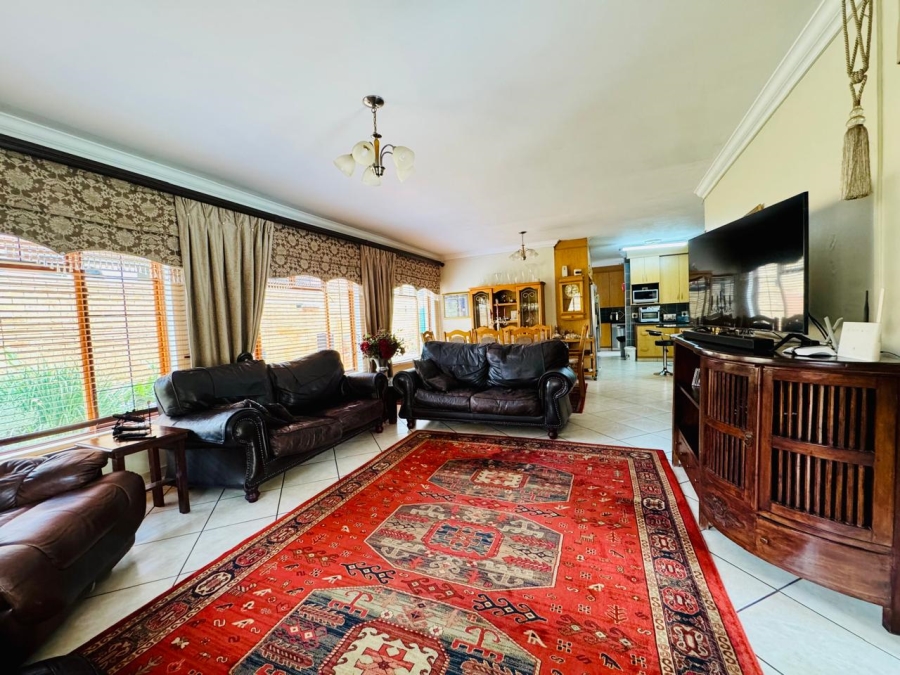 4 Bedroom Property for Sale in Rose Acres Estate Gauteng