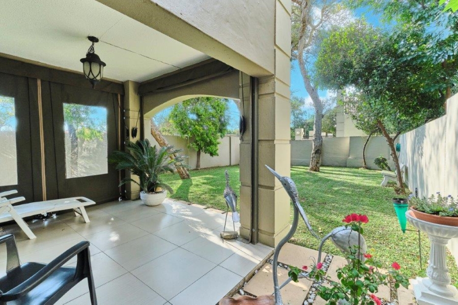 To Let 2 Bedroom Property for Rent in Douglasdale Gauteng